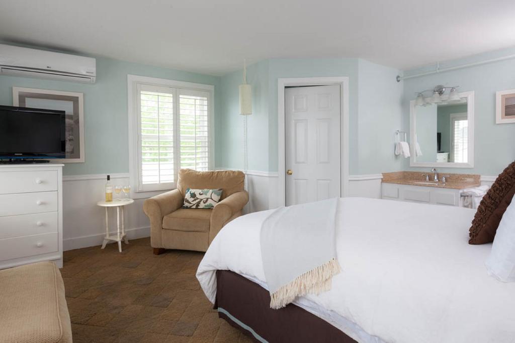 Vineyard Square Hotel And Suites Edgartown Chambre photo
