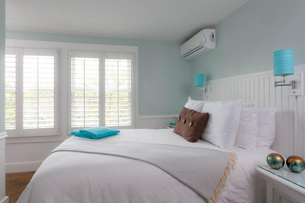 Vineyard Square Hotel And Suites Edgartown Chambre photo