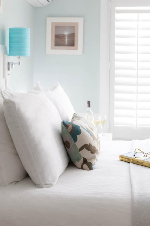 Vineyard Square Hotel And Suites Edgartown Chambre photo