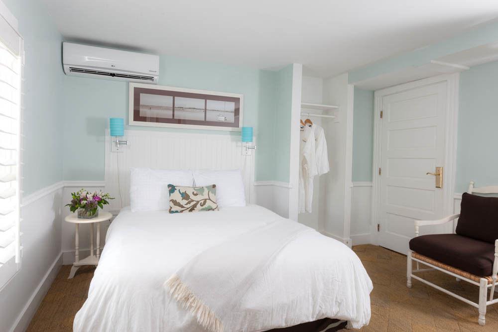 Vineyard Square Hotel And Suites Edgartown Extérieur photo