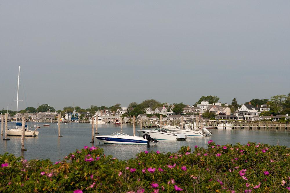 Vineyard Square Hotel And Suites Edgartown Extérieur photo