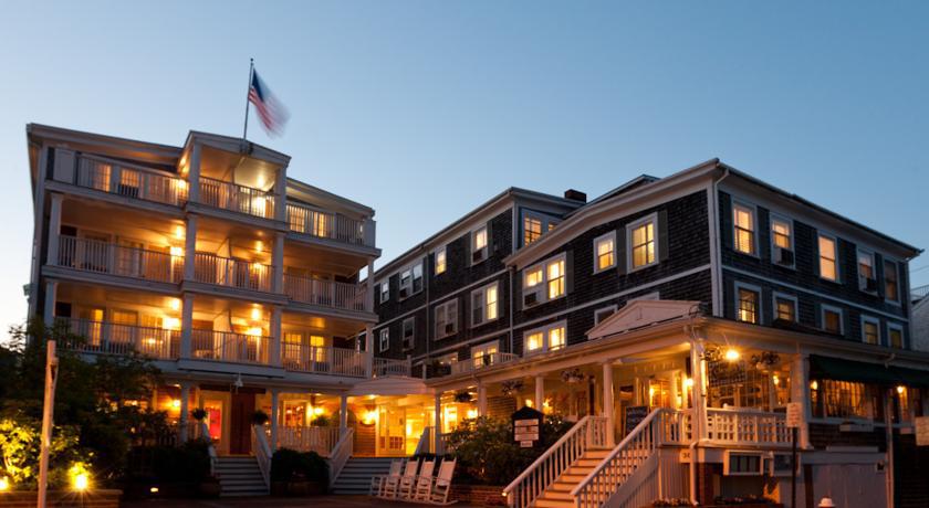 Vineyard Square Hotel And Suites Edgartown Extérieur photo